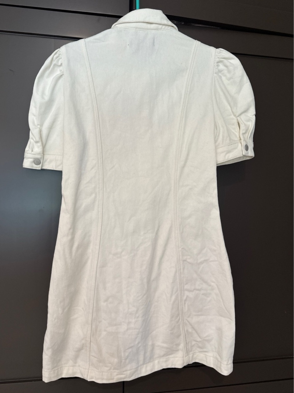 Blank NYC Ivory Button-Front Denim Dress with Puff Sleeves - Picture 4 of 7